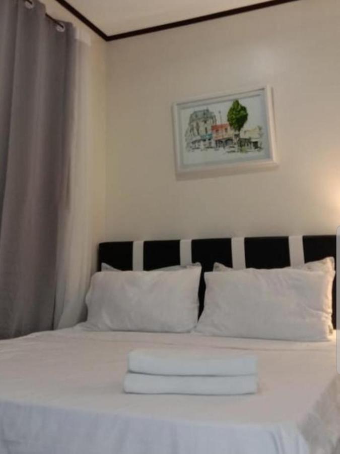 Jen'S Paranaque City Apartment มะนิลา ภายนอก รูปภาพ