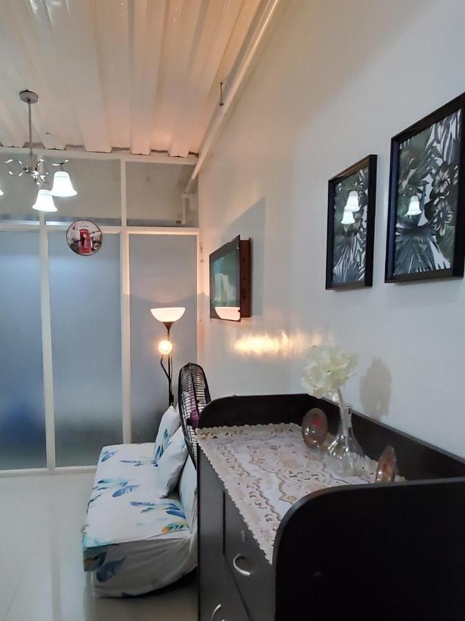 Jen'S Paranaque City Apartment มะนิลา ภายนอก รูปภาพ